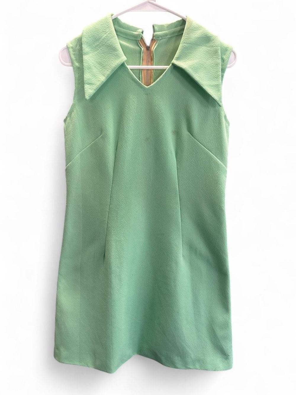 True Vintage 60s Mint Green Dagger Collar V-Neck Sleeveless Shift Dress Size S/M